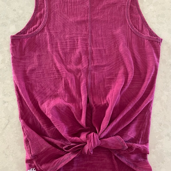 DSG Berry Tie Back Sleeveless Shirt M - Picture 7 of 8